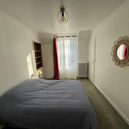 Διαμέρισμα Arc De Triomphe - Champs Elysees - Super Emplacement - 5e Etage - Balcon - 60 M2